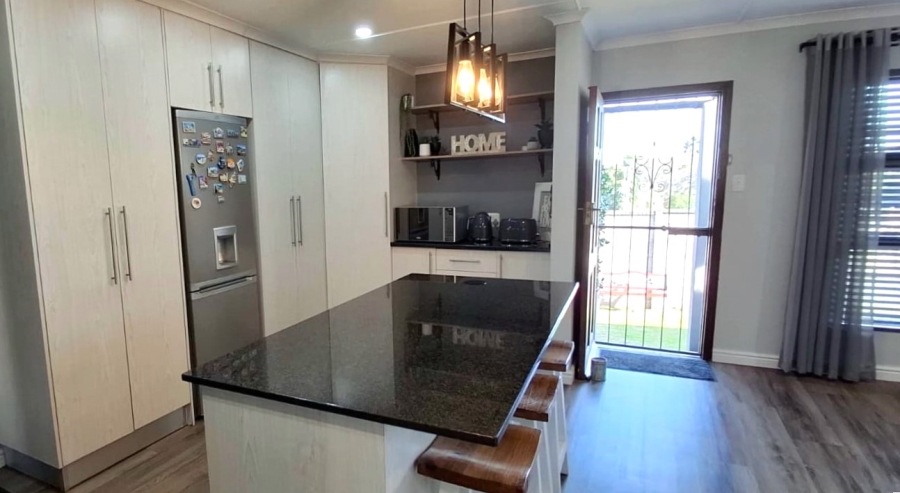 3 Bedroom Property for Sale in Amalinda Eastern Cape